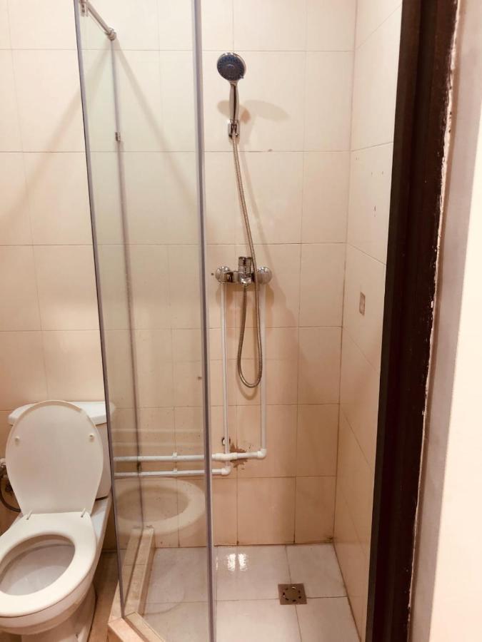 It Hotel Tumanyan Street 예레반 외부 사진